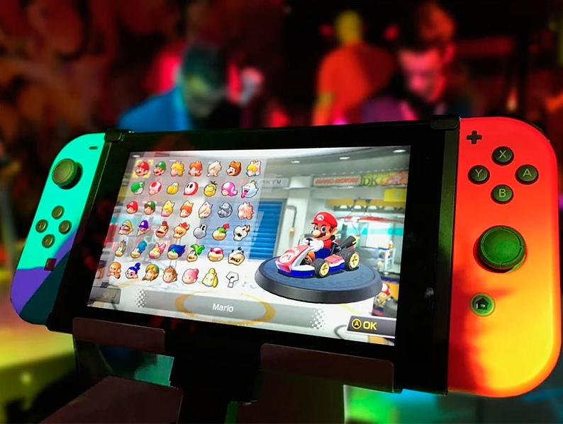 Nintendo Switch con el panel de selección de personaje de Mario Kart 8
