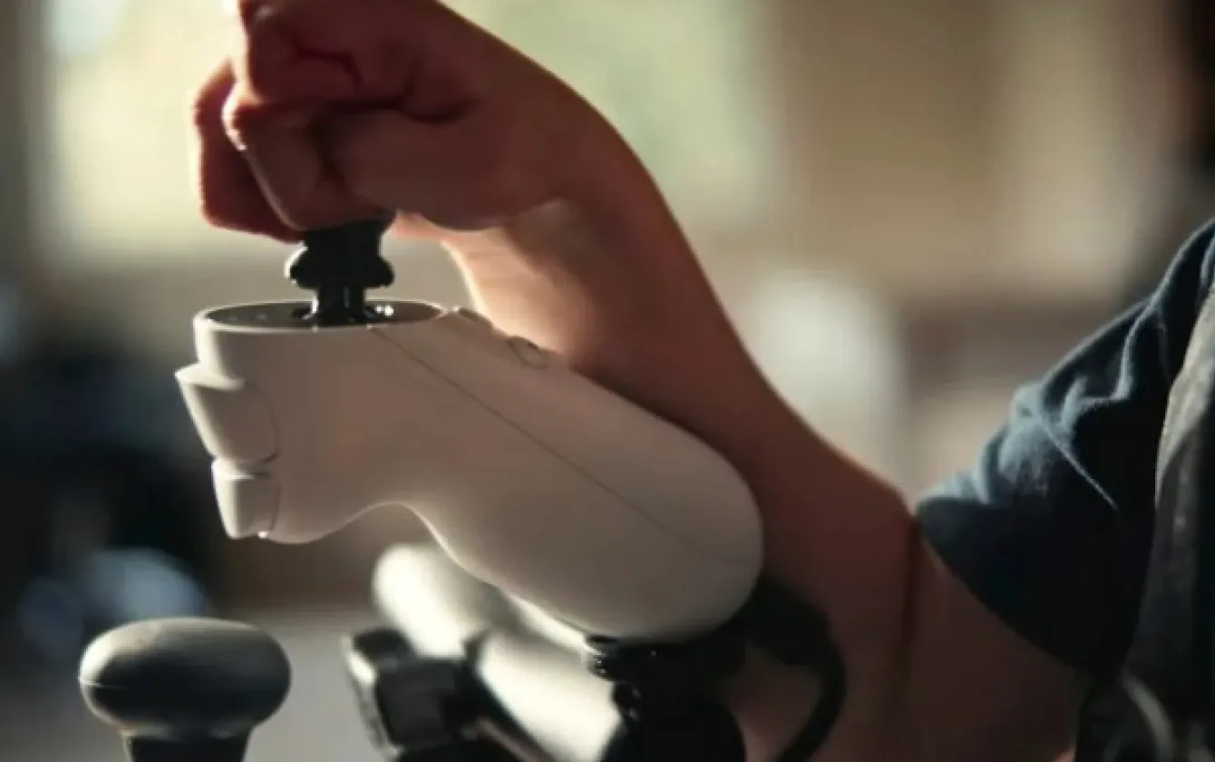 Ampliar Xbox Adaptive Joystick de frente 