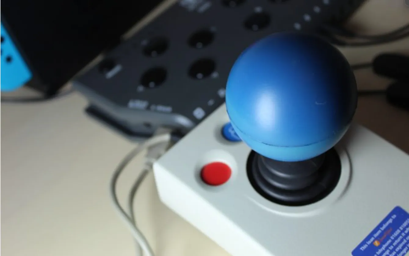 Ampliar Pretorian Optima Joystick