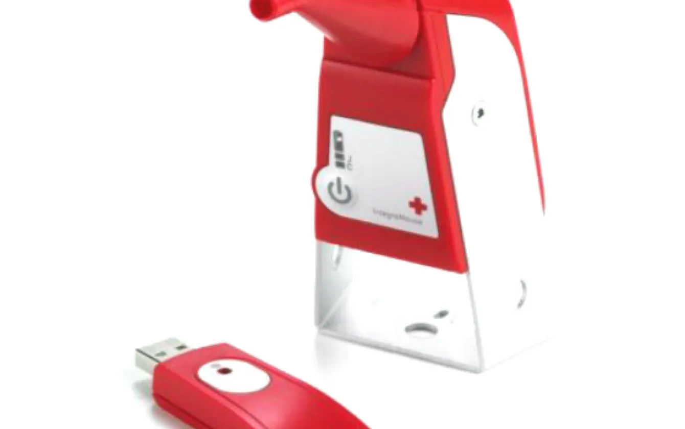 Integramouse Plus 4, imagen de producto con USB de integramouse Plus